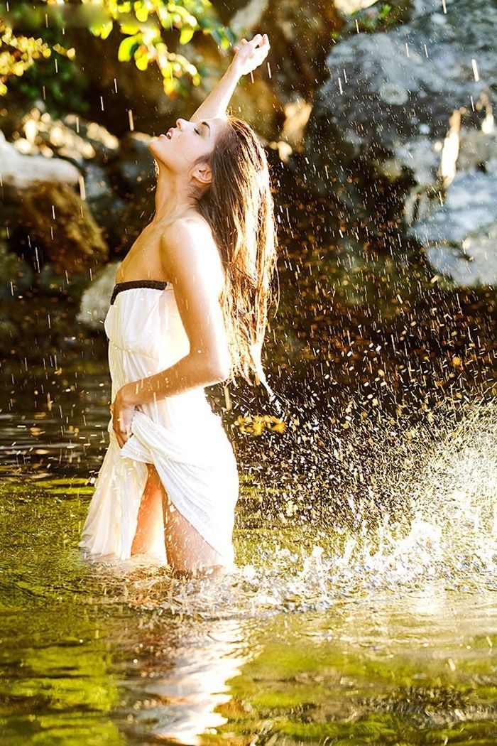 Marie Avgeropoulos in Zhenjiang