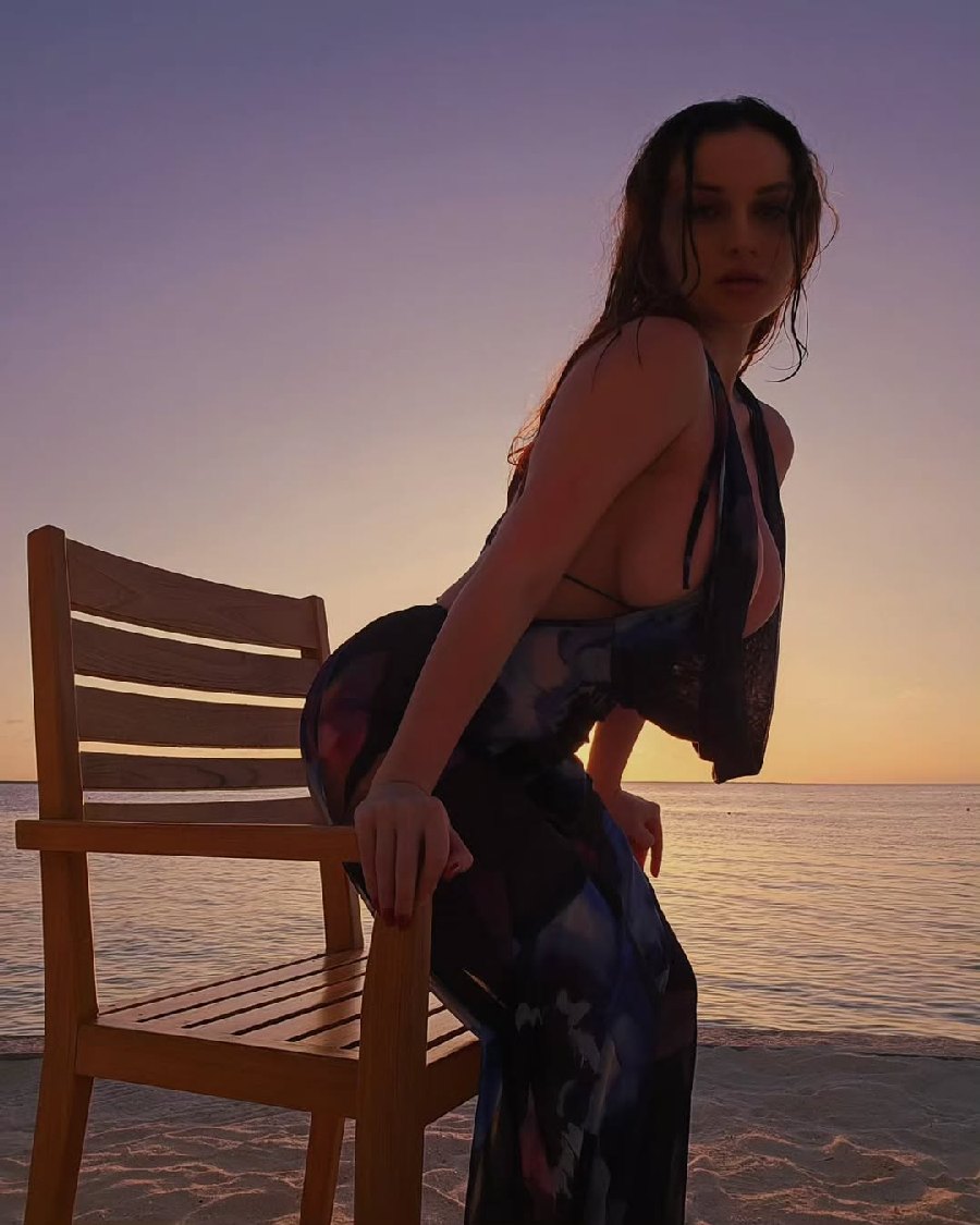 Sexy girl Miranda Faith nude in Zhenjiang