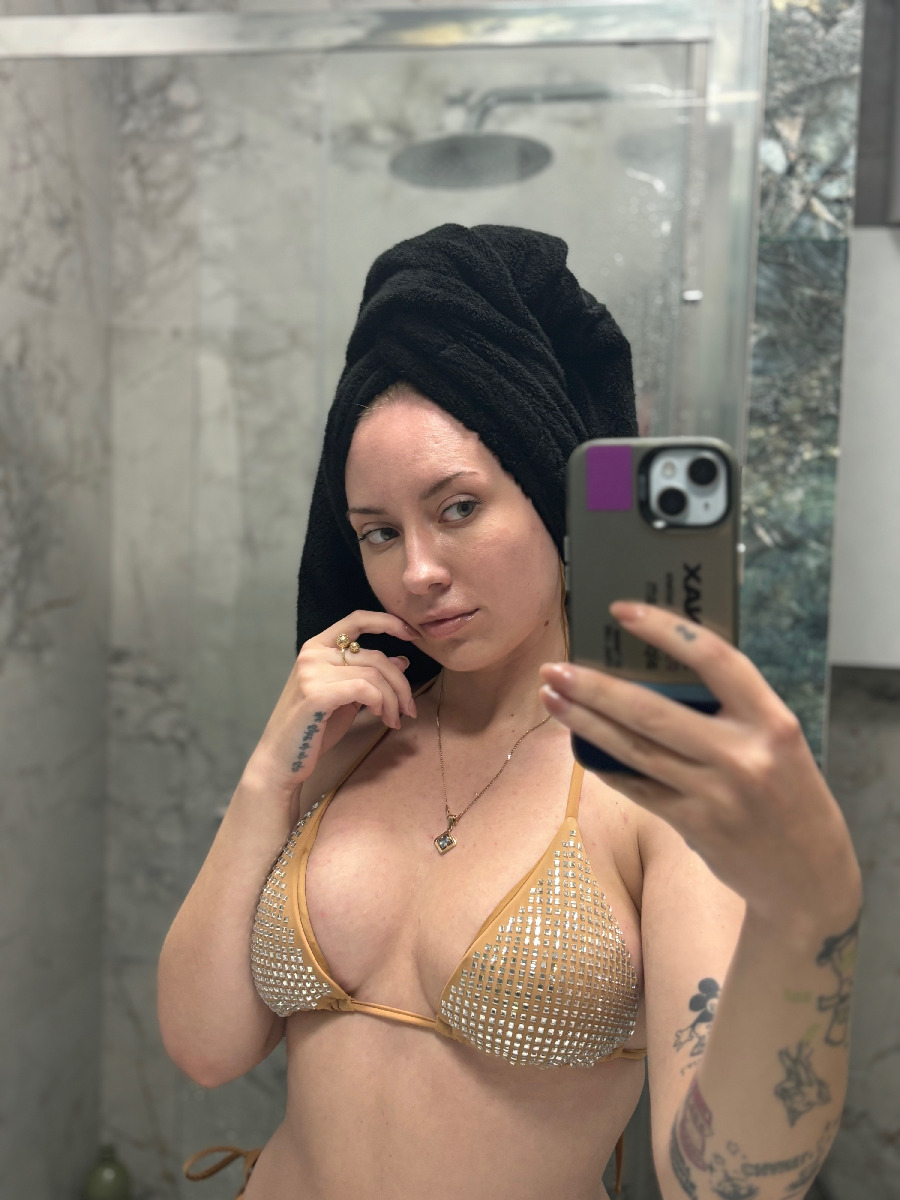 Nude girl KateV in Zhenjiang