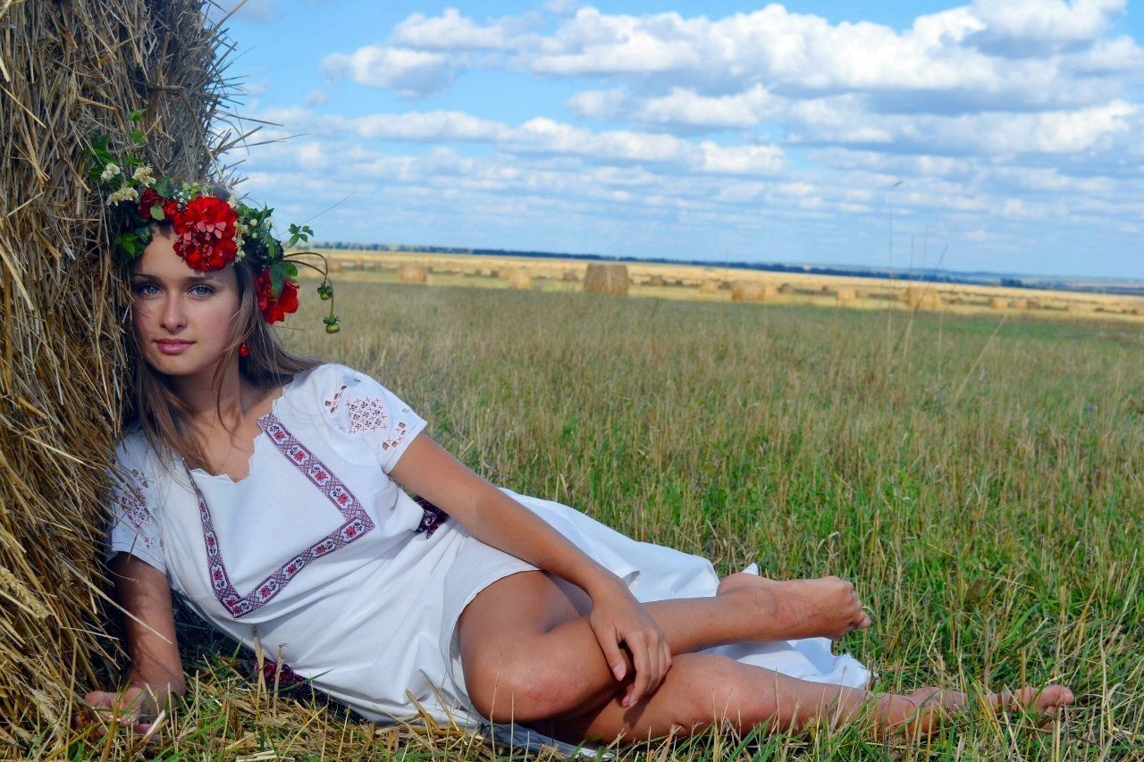 Slavic girls in Zhenjiang