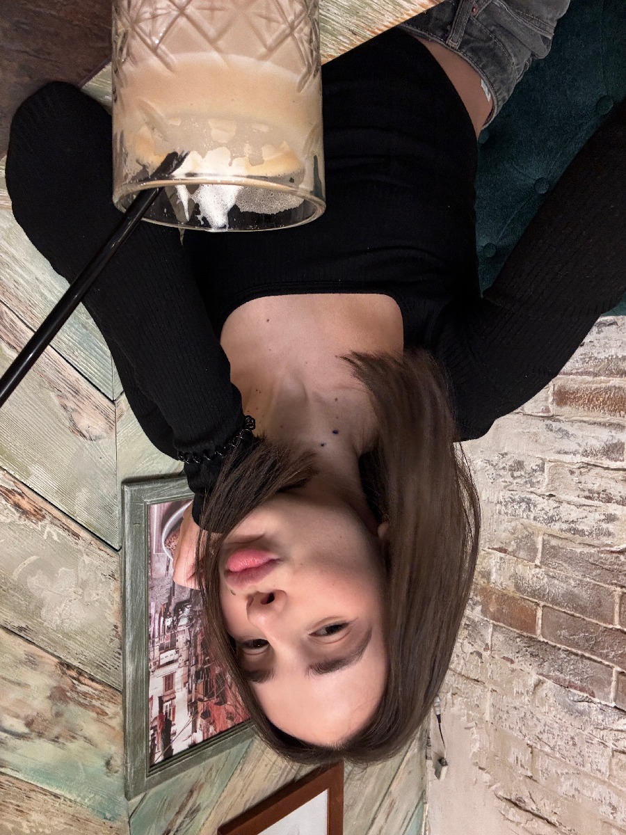 Fresh photos, fresh mood — Tina online in Zhenjiang